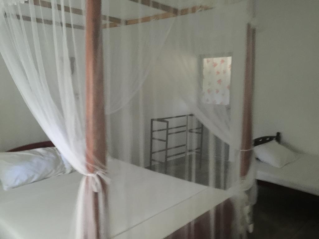 Unawatuna Backpacker Lodge Kamer foto